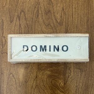 NIP Domino Set